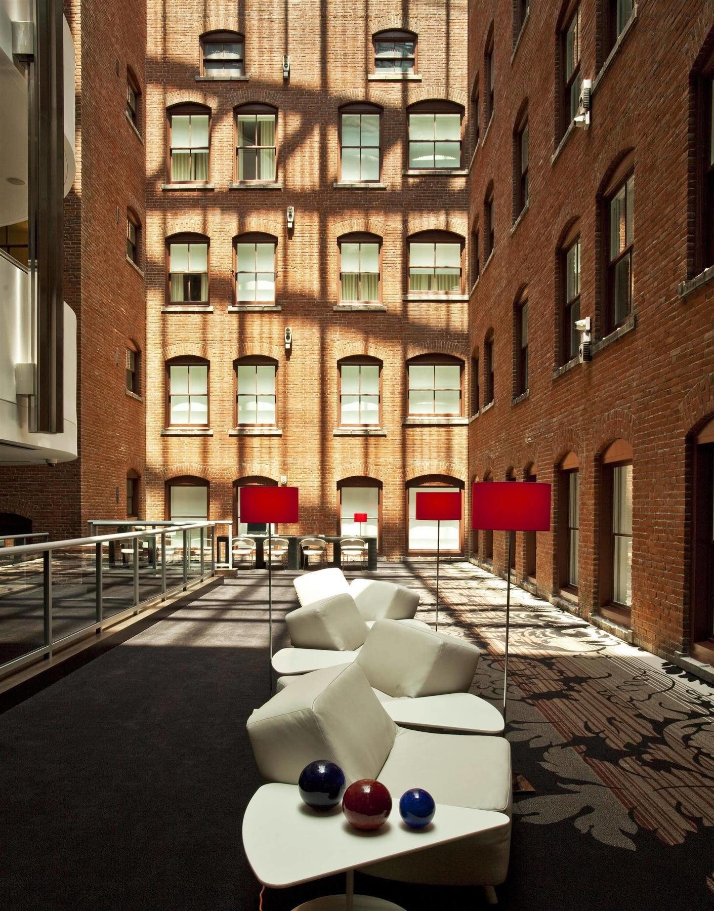 Courtyard Philadelphia Downtown Филадельфия Экстерьер фото