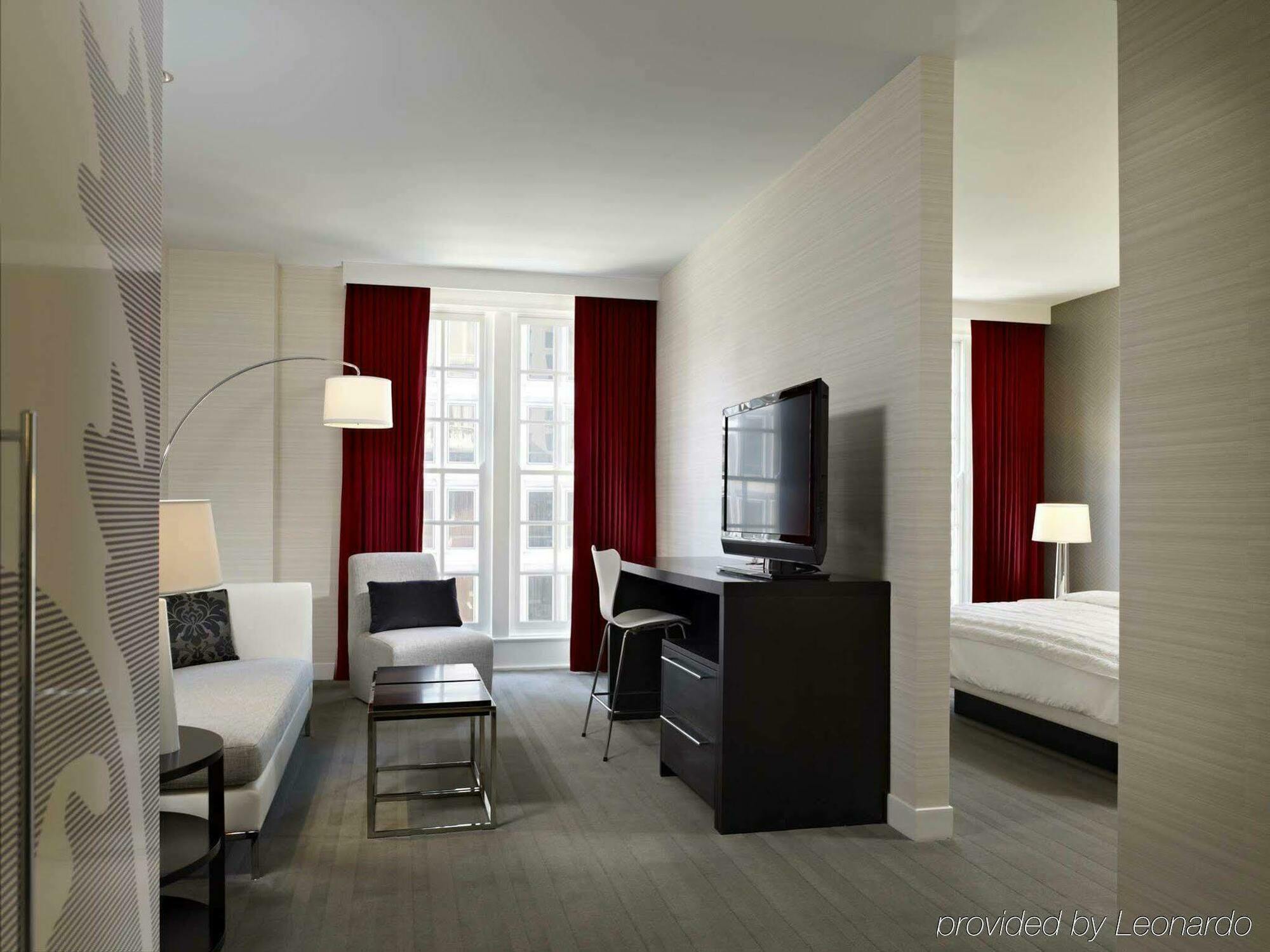 Courtyard Philadelphia Downtown Филадельфия Экстерьер фото